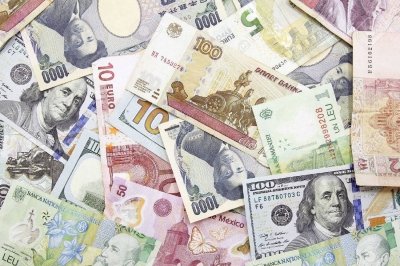 الجنيه المصري أمام العملات الأجنبية.. أحدث الأسعار ليوم الثلاثاء 14 أكتوبر 2025 الجنيه المصري أمام العملات الأجنبية.. أحدث الأسعار ليوم الثلاثاء 14 أكتوبر 2025