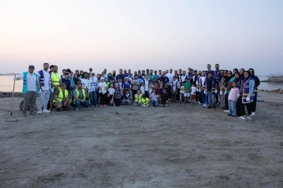 «جود» التابع لـ«البحرين الإسلامي» يطلق حملة تنظيف ساحل الجنبية «جود» التابع لـ«البحرين الإسلامي» يطلق حملة تنظيف ساحل الجنبية