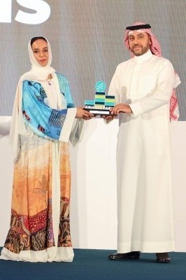 «عقارات السيف» تهنئ «إنجاز البحرين» بمناسبة إفتتاح مقرها الجديد «عقارات السيف» تهنئ «إنجاز البحرين» بمناسبة إفتتاح مقرها الجديد