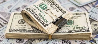 الدولار يتجه نحو أسوأ أداء سنوي له منذ 2003 الدولار يتجه نحو أسوأ أداء سنوي له منذ 2003